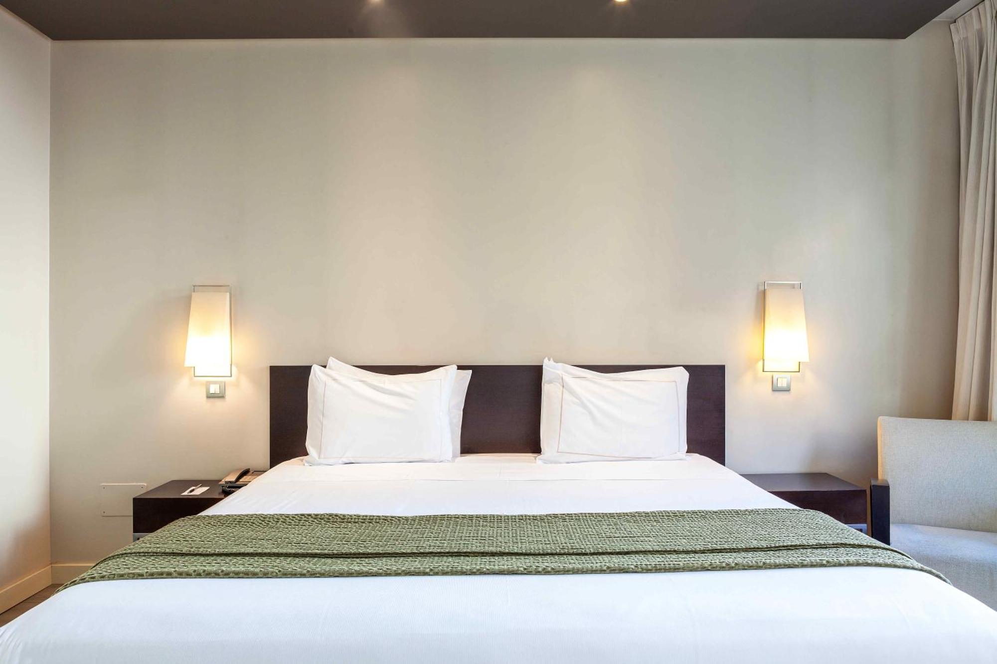 Suites Viena Plaza De Espana Мадрид Екстериор снимка