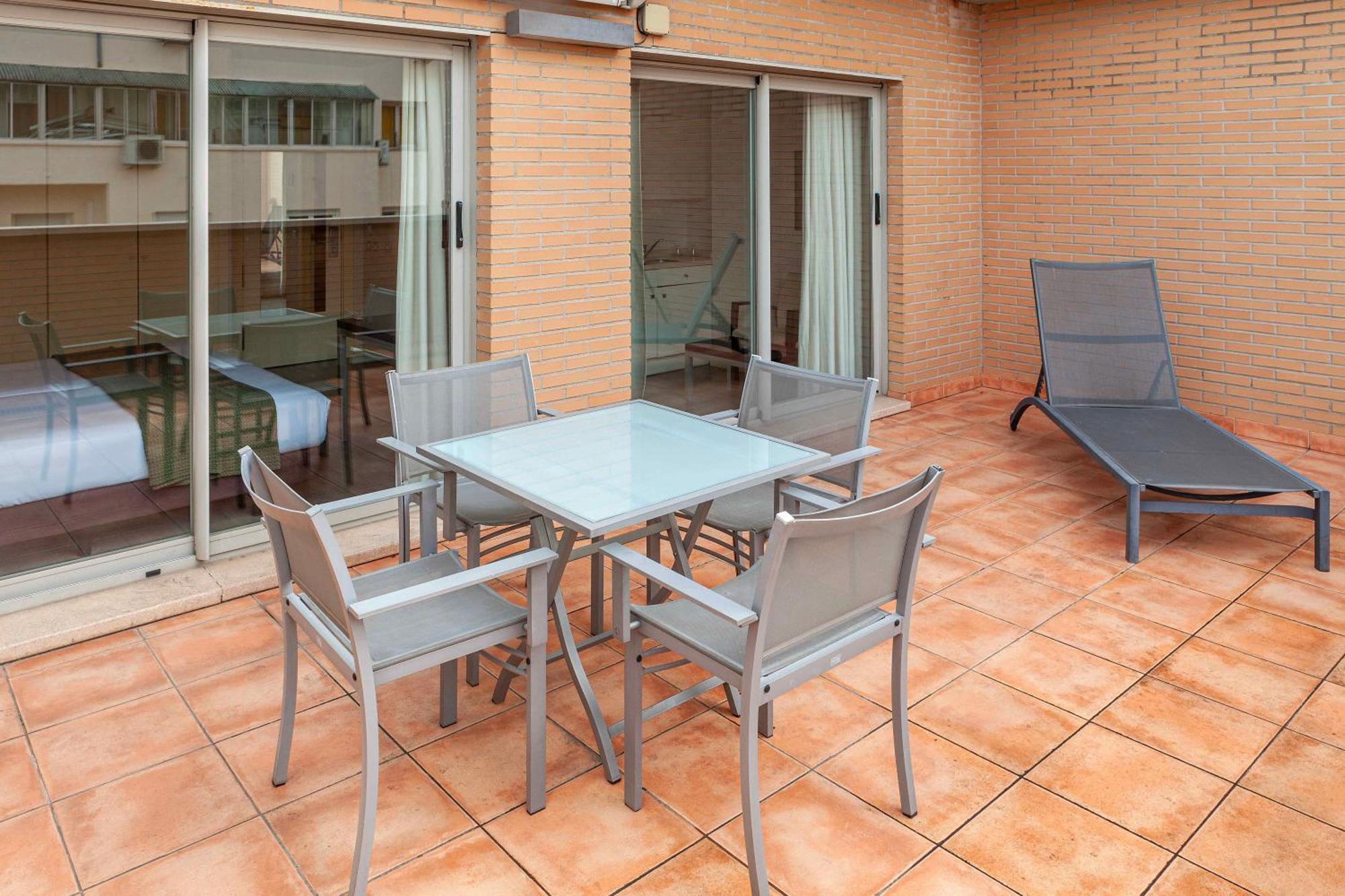Suites Viena Plaza De Espana Мадрид Екстериор снимка