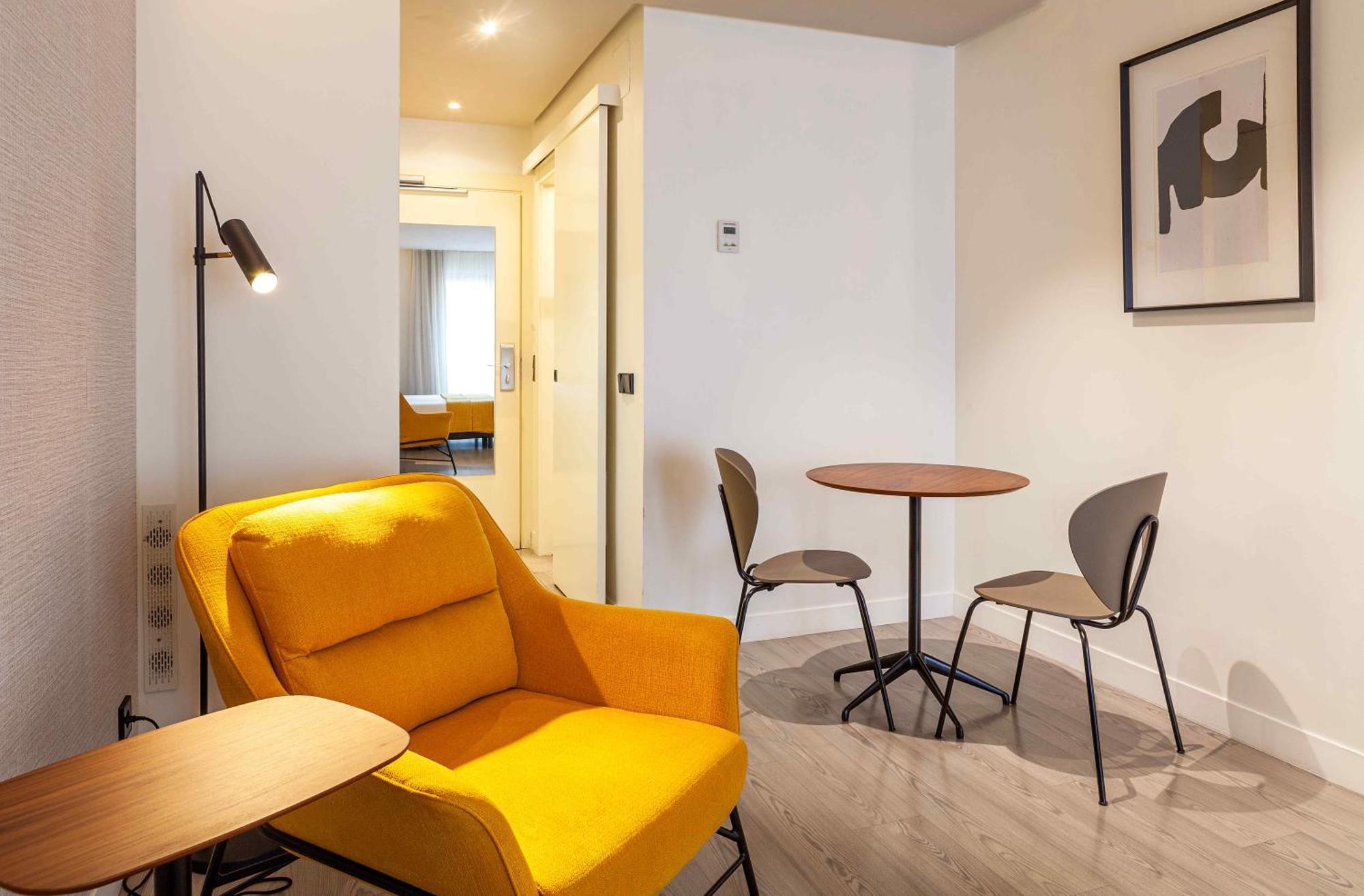 Suites Viena Plaza De Espana Мадрид Екстериор снимка